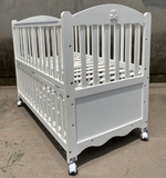 Wooden Baby Cot with Wheels – White Finish