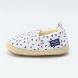 Baby Sneaker Triangle Print White Color