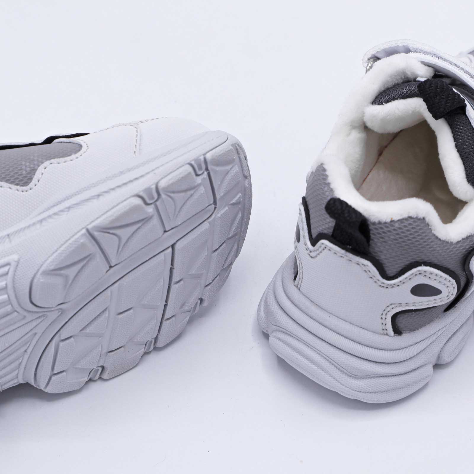 Kids Casual Jogger Sneakers