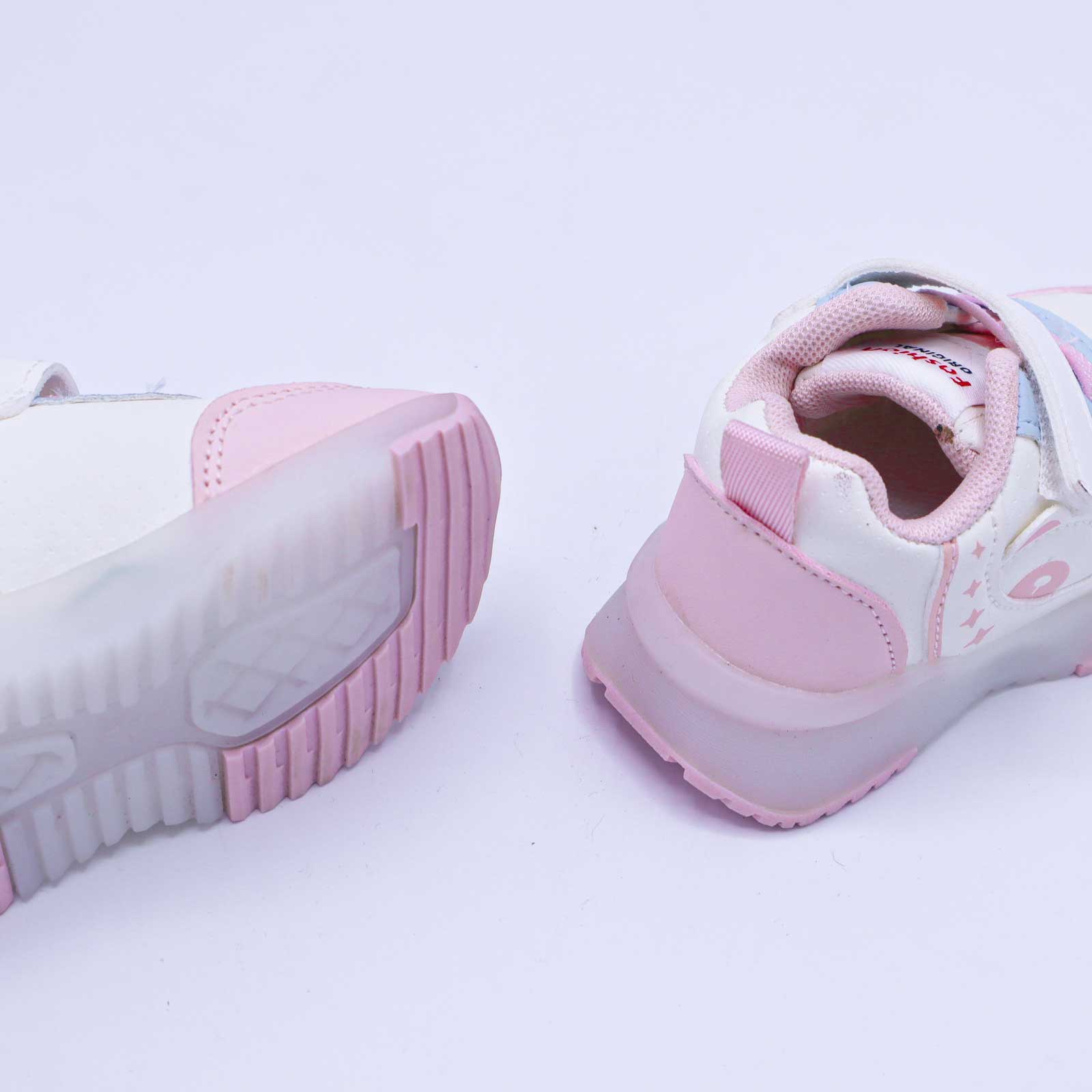 Kids Easy Fit Mesh Sneakers