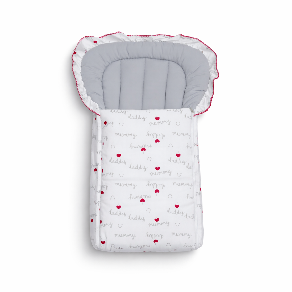 Baby Carry Nest Frill Mummy Daddy by Little Darling