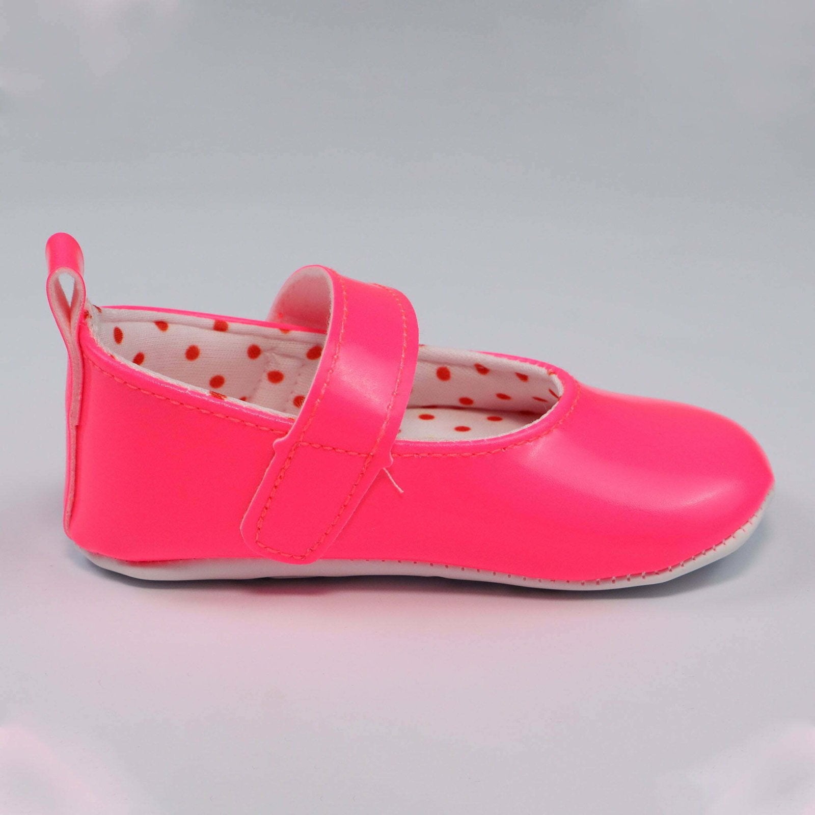 Baby Shoes Pink Color by Baby Pattini
