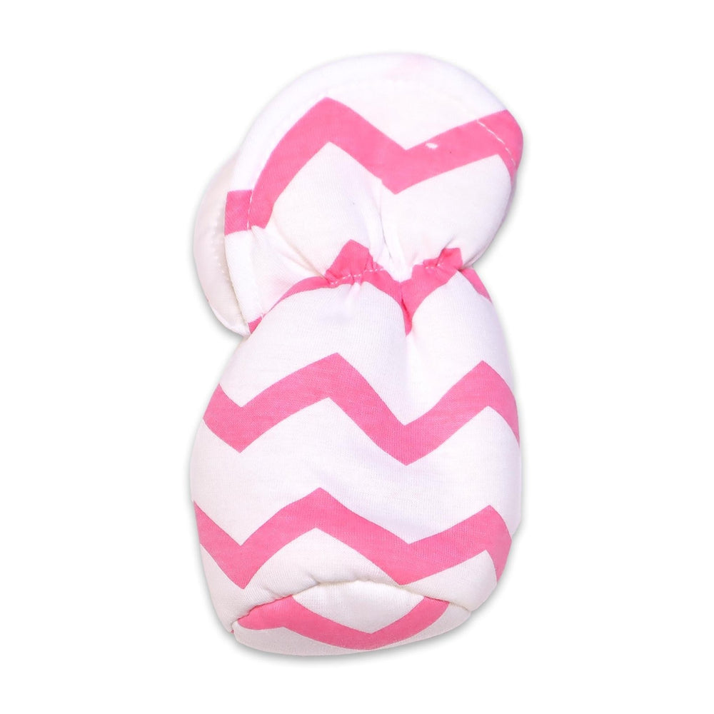 Feeder Cover Pink Zigzag Print | Little Darling - Zubaidas Mothershop