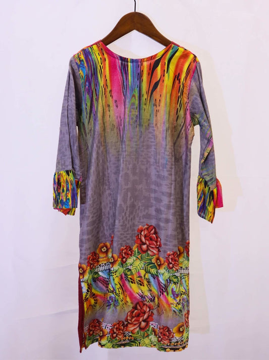 Girls Kurti Digital Flower Print | SheClub - Zubaidas Mothershop