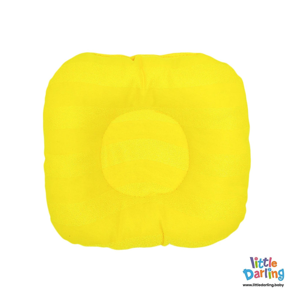 Hooded Carry Nest With Pillow Giraffe Print | Little Darling - Zubaidas Mothershop