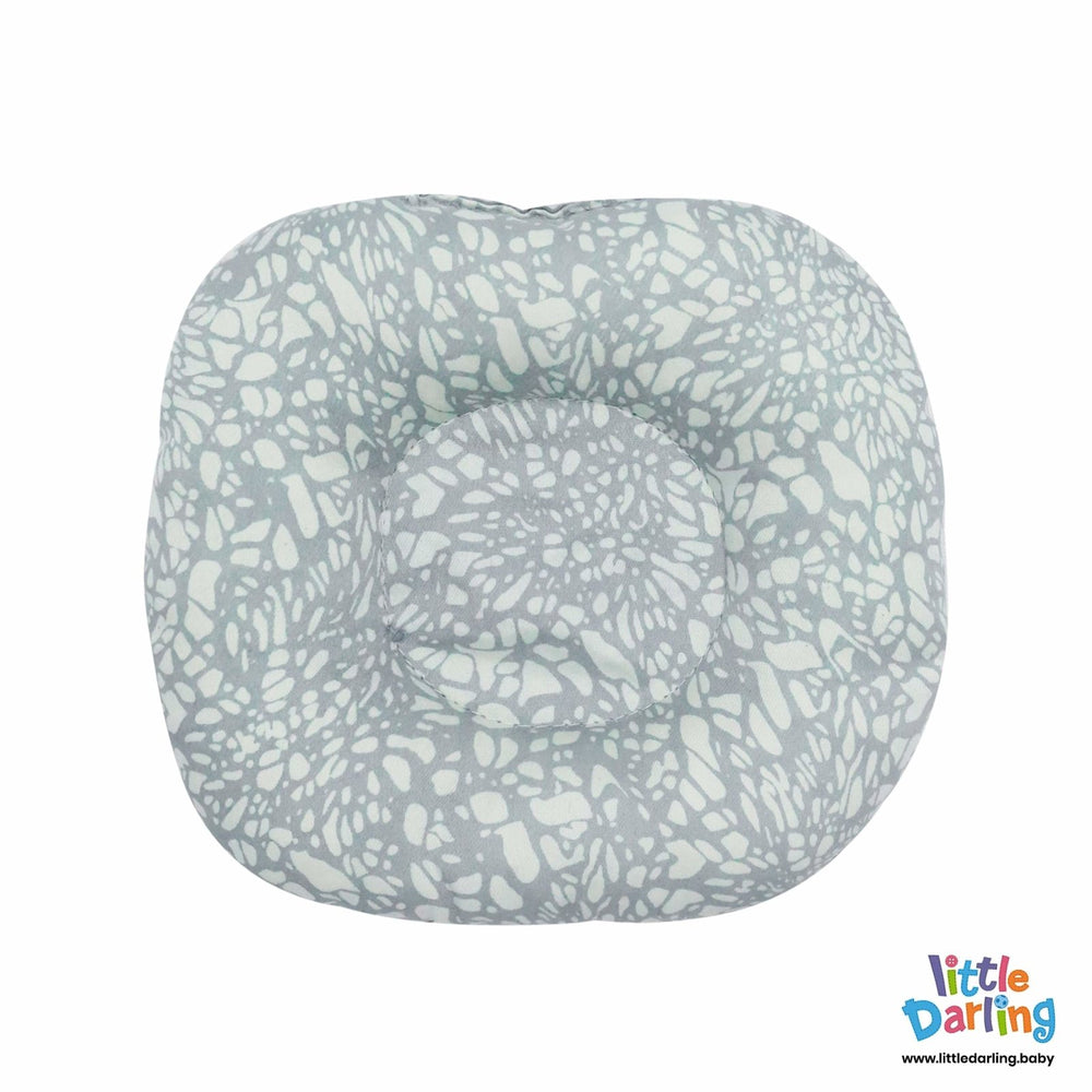 Hooded Carry Nest With Pillow Welcome Baby | Little Darling - Zubaidas Mothershop